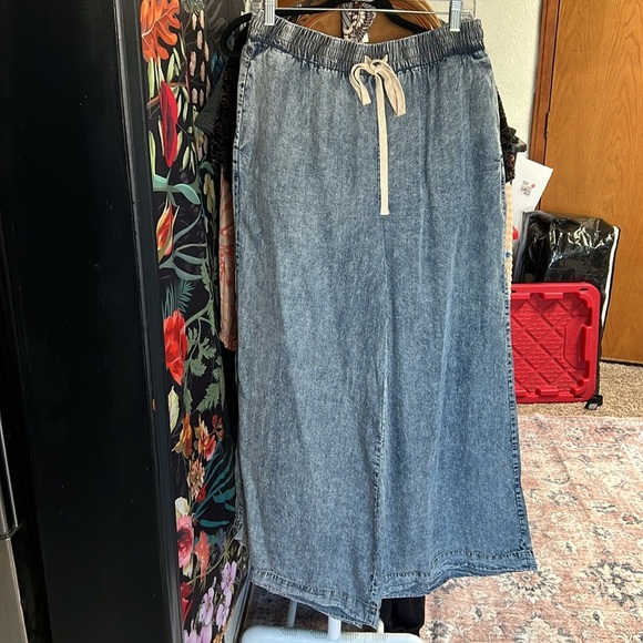 Eesome Mineral Washed wideleg Pant NWT - Picture 6 of 6